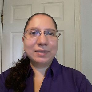 Meet your Posher, Julia